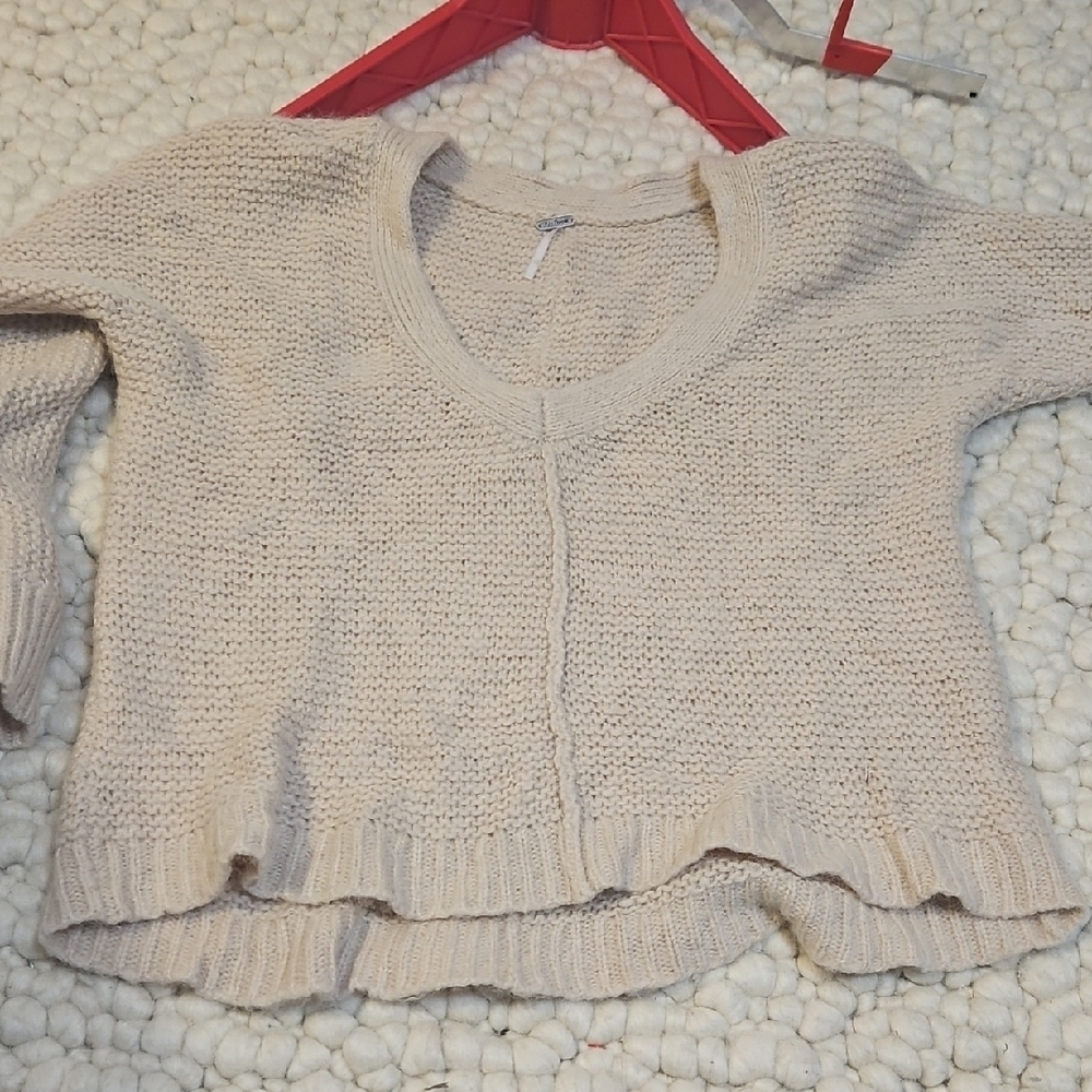Free People Pale Pink V-Neck Sweater